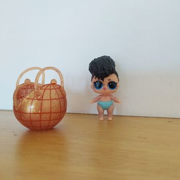 Poupée L.O.L. surprise Lil sisters 