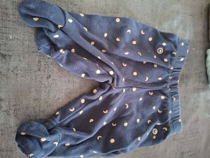 Vends 8 pantalons naissance garçon bébé - photo numéro 2