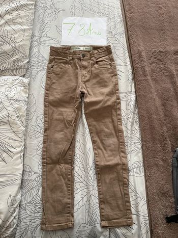 Jeans 7-8 ans. Primark