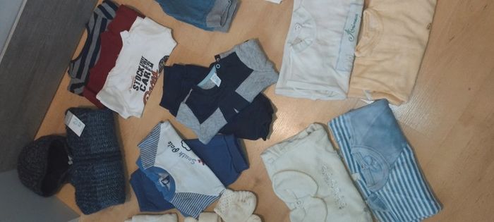 Lot de 21 vêtements pour garçon de taille 3 mois - photo numéro 3