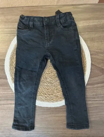 Jean slim noir 3 ans