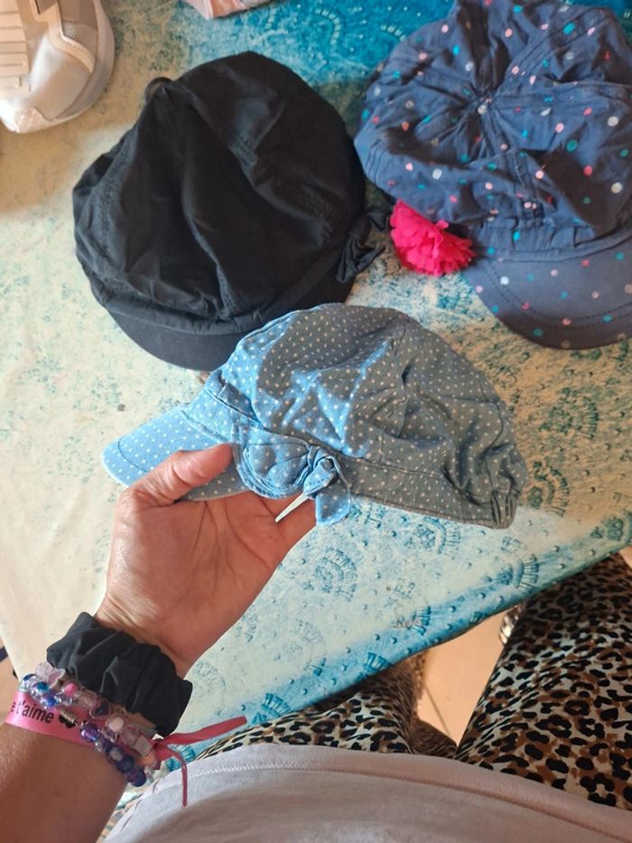 Lot casquette 6/8 ans - photo numéro 2