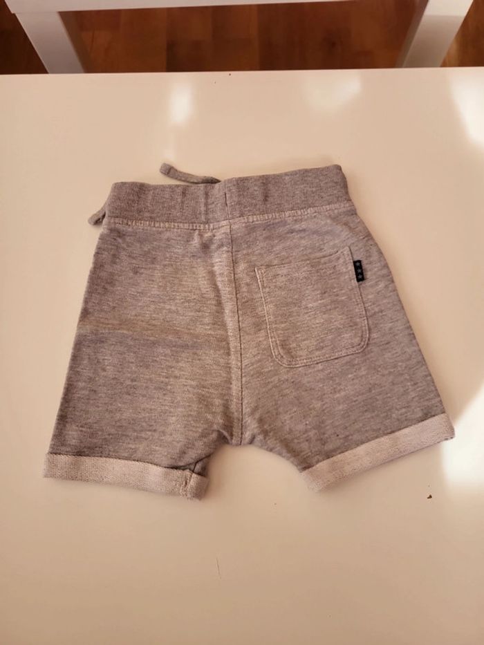 Short kiabi 24 mois - photo numéro 4