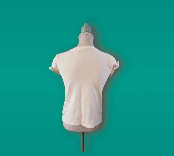 T shirt C&A beige fleurs sequins et paillettes taille 8 ans - photo numéro 2