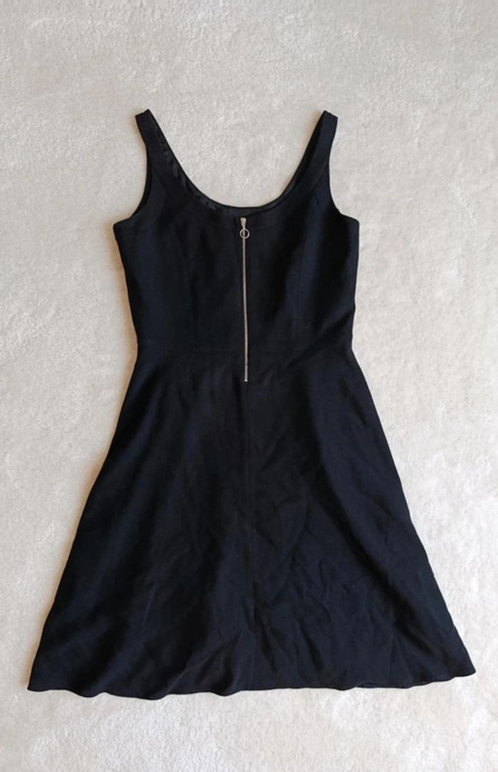 Robe noir Caroll 38 detail zip devant tout le long - photo numéro 4
