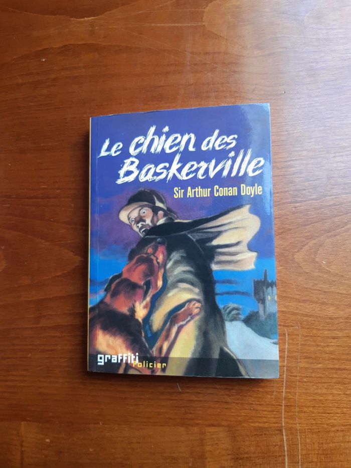 Livre le chien de Baskerville
