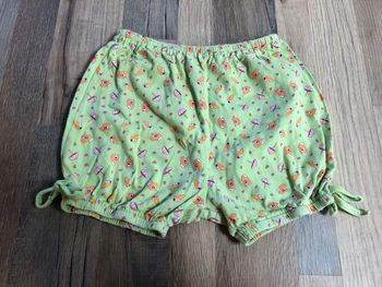 Short pour enfant vert imprimé glace/ parasol /maison