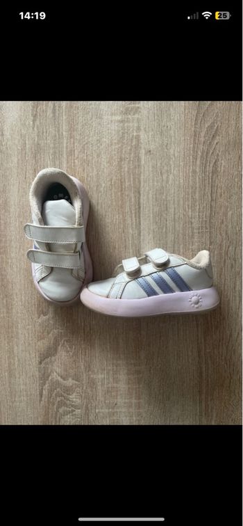 Chaussures Adidas