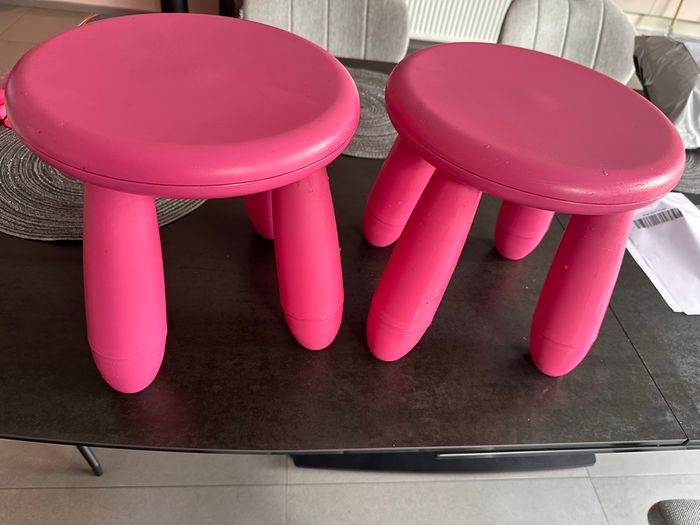 2 tabourets IKEA - photo numéro 2