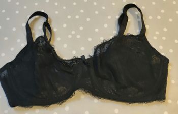 Soutien gorge avec armature en dentelle 110E  Gémo  Réduction jusqu'à -70%