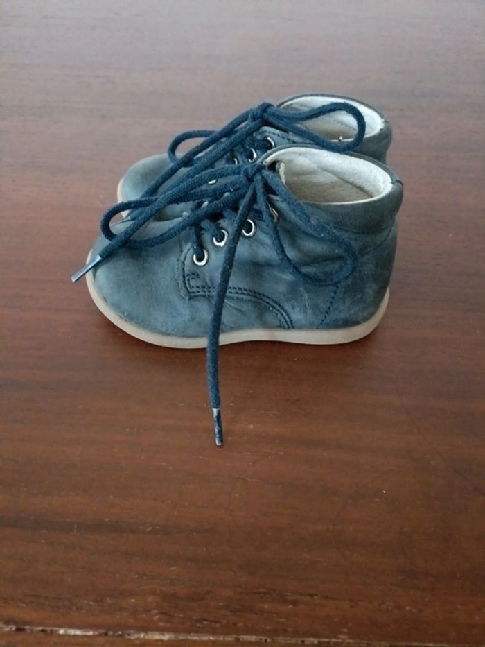 Chaussure taille 20 - photo numéro 2