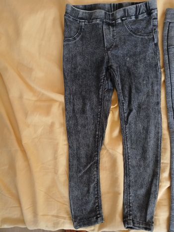 Lot de leggings pour fille taille 4ans