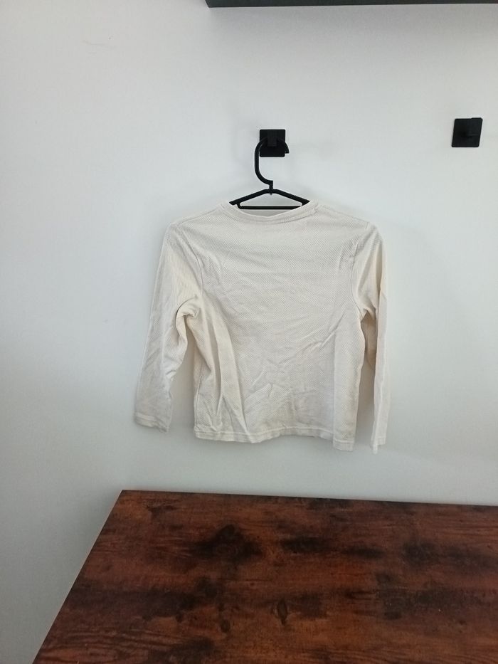Haut  beige  8 ans Neuf - photo numéro 2