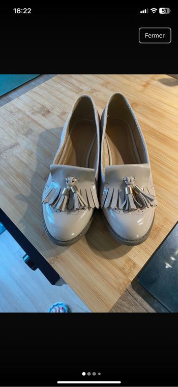 Mocassins vernis nude