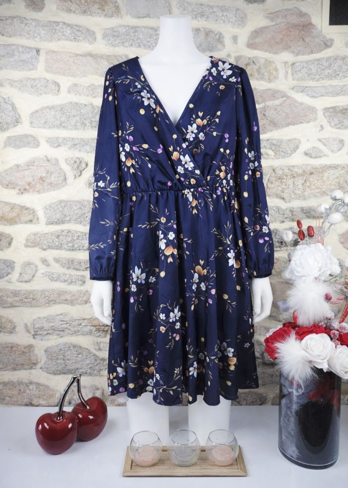 Robe manches longues marine imprimée floral multicolore femme taille 54 marque Boohoo 🌺 