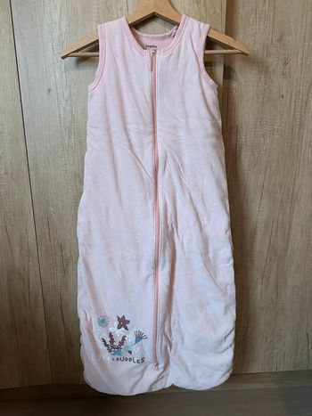 Gigoteuse bébé fille