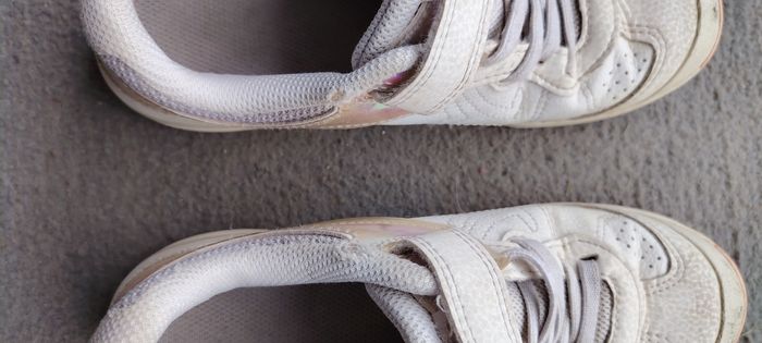Lot chaussures sport - photo numéro 3