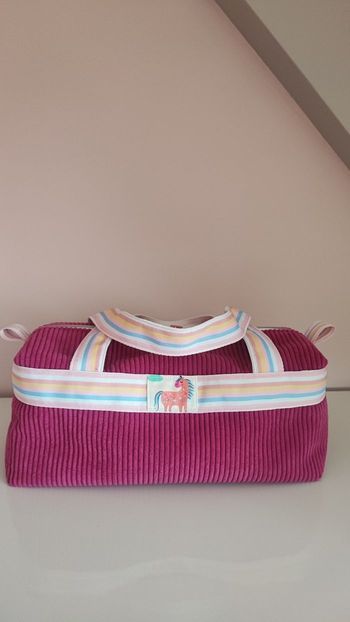 Trousse de toilette enfant en velours rose fait main 