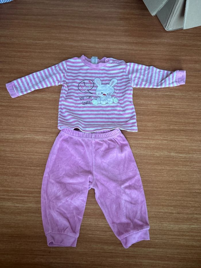 Pyjama deux pièces 12 mois
