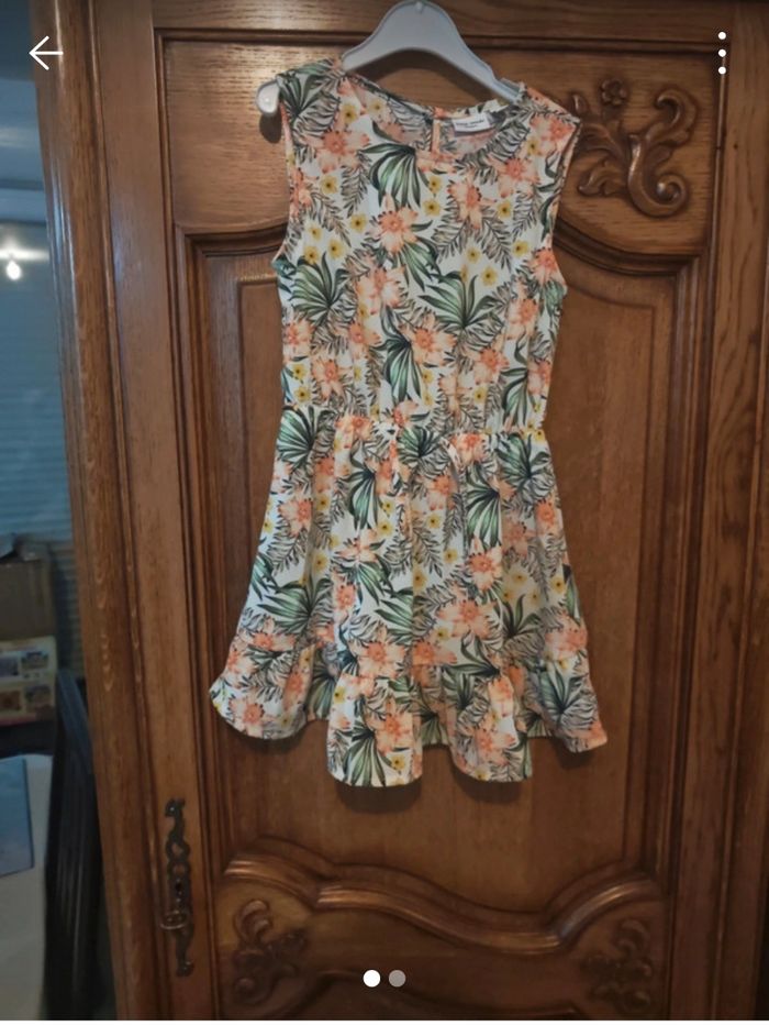 Robe  fleurie - photo numéro 2