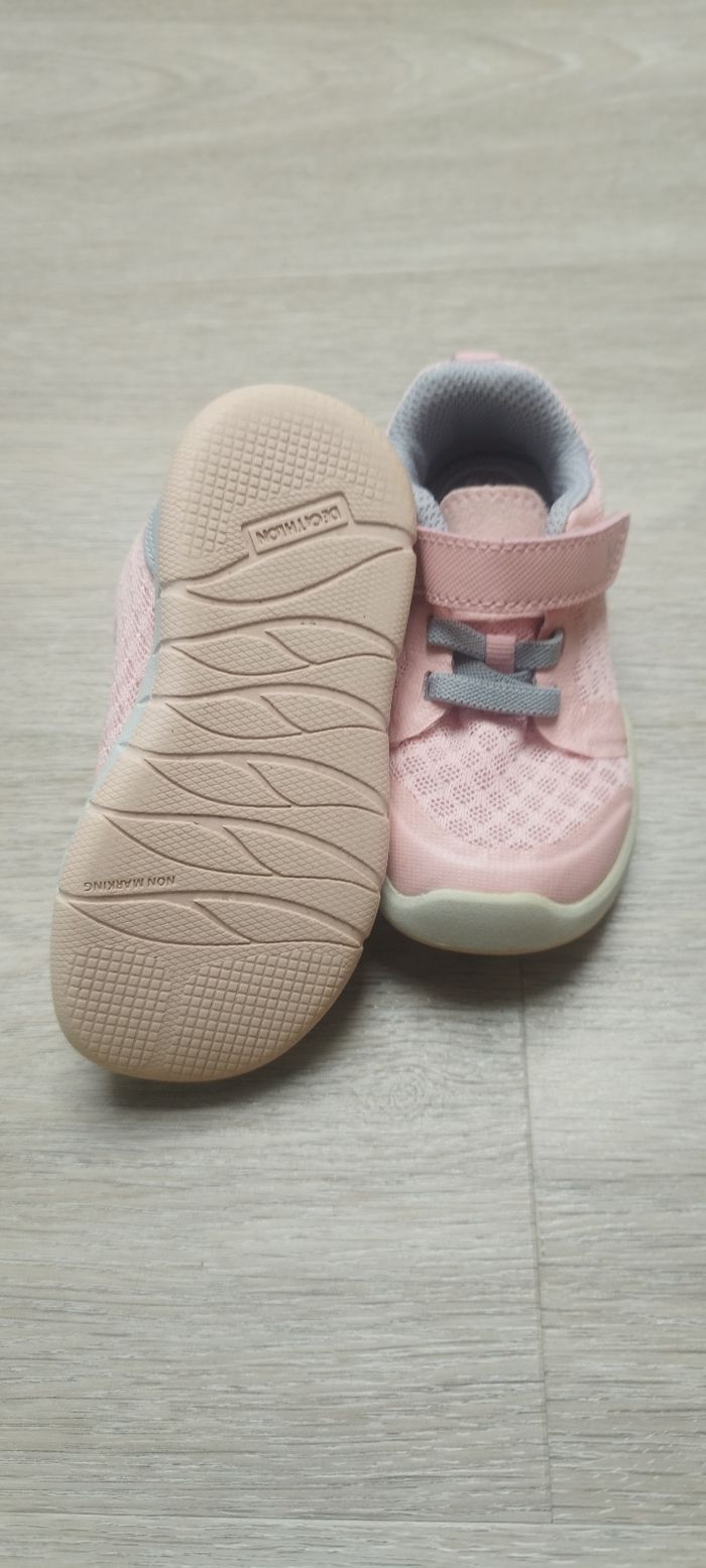 Chaussures légères bébé fille - photo numéro 2