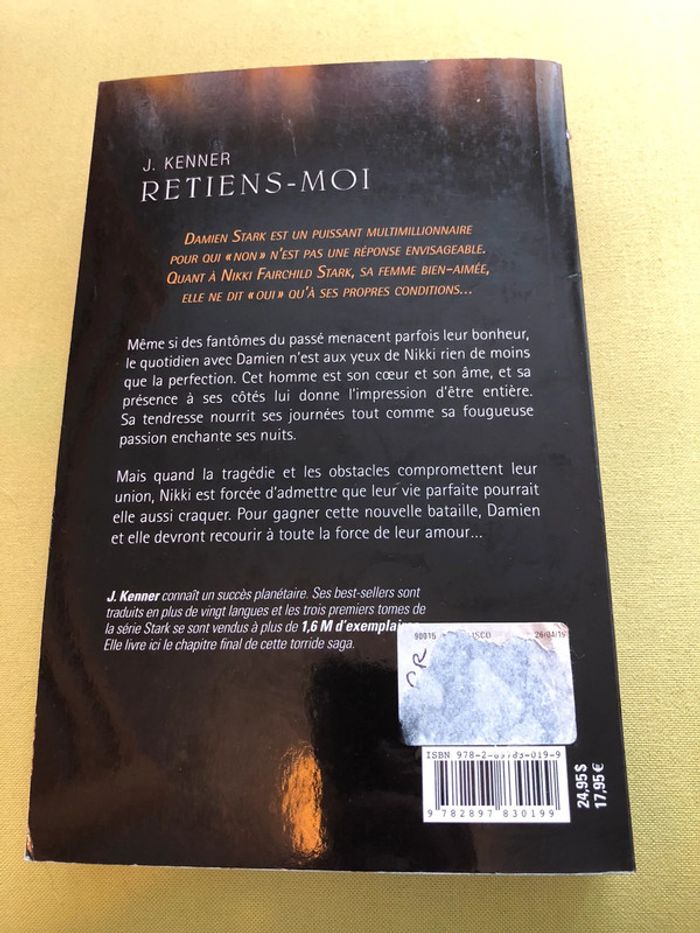 Livre retiens moi - photo numéro 3