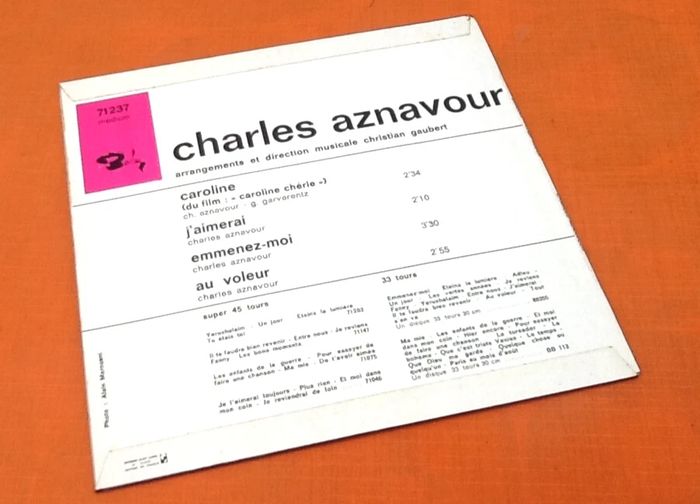 Vinyle 45 tours Charles Aznavour Caroline (1968) Barclay 71237 - photo numéro 3