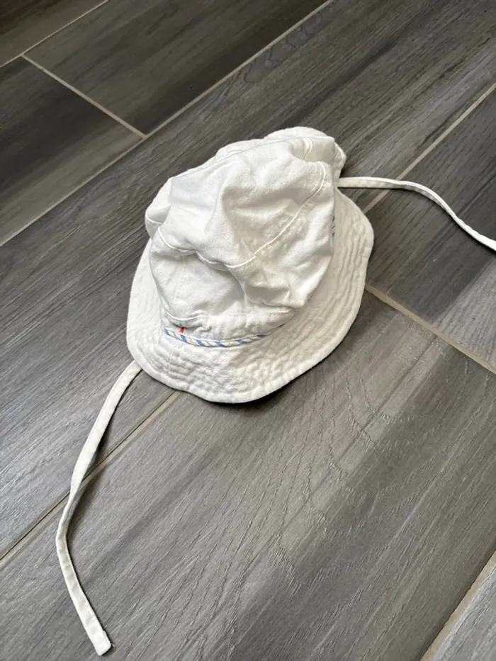 Chapeau bébé