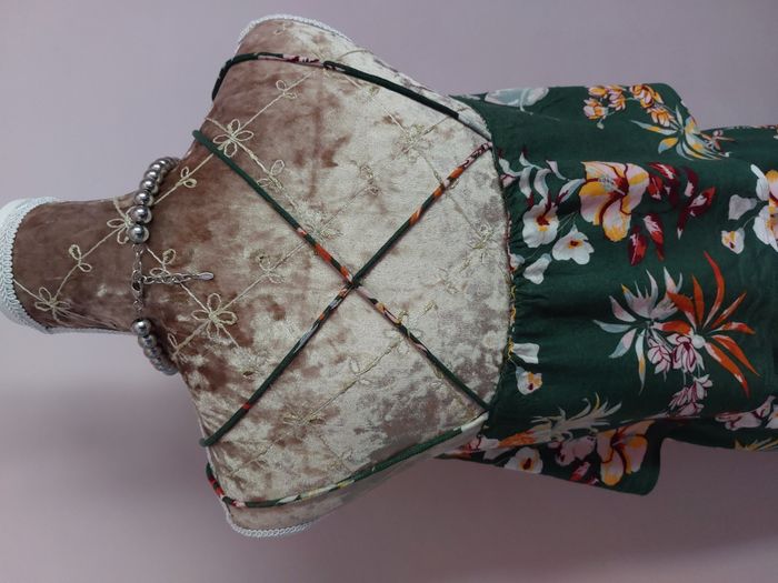 Robe longue à fines bretelles verte à fleurs taille 38 - photo numéro 6