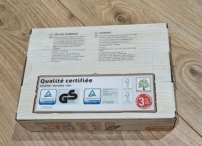 Jeu de dominos neuf - photo numéro 2