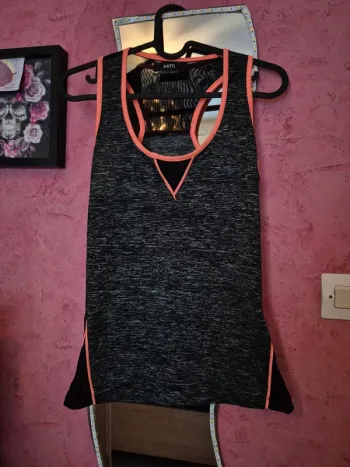 T-shirt sport