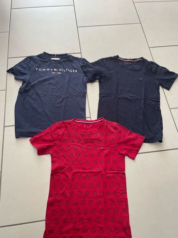 Lot t-shirt tommy Hilfiger