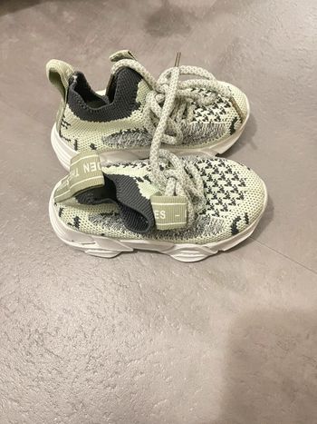 Basket garçon taille 21