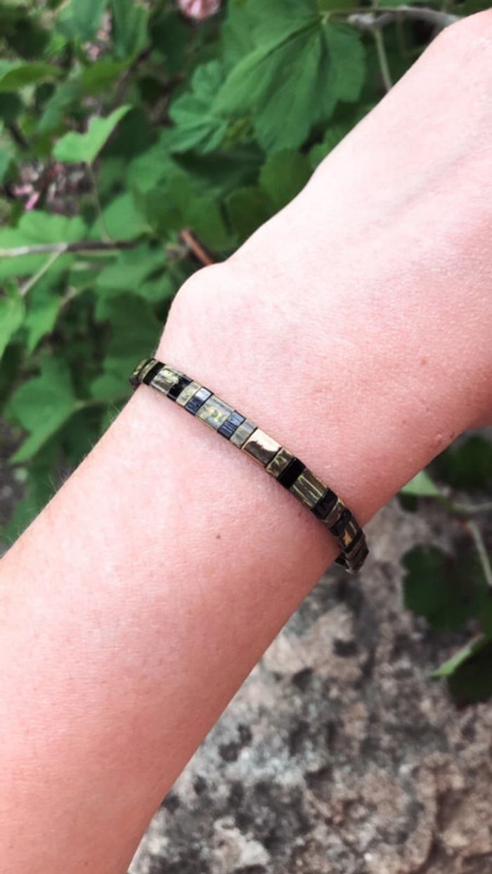 Bracelet élastique en perles miyukis - photo numéro 2