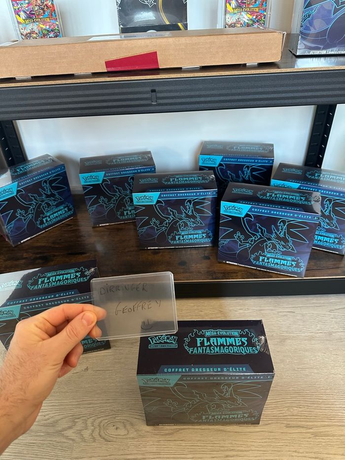 Pokémon ETB Flammes Fantasmagoriques