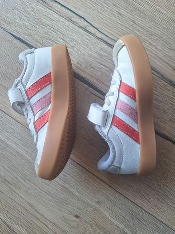 Chaussure adidas 28