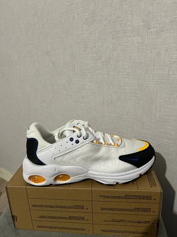 Nike Air Max TW