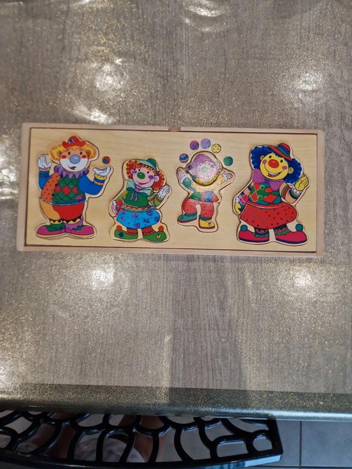 Puzzle clown en bois