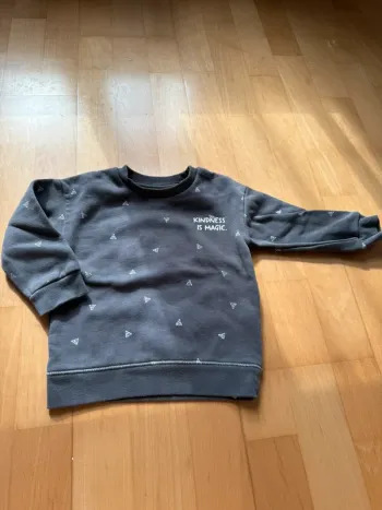 Pull Primark taille 18-24 mois