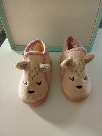 Chaussons bébé fille