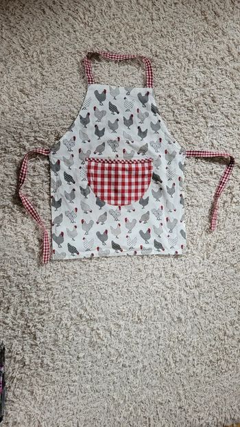 Tablier motifs poules