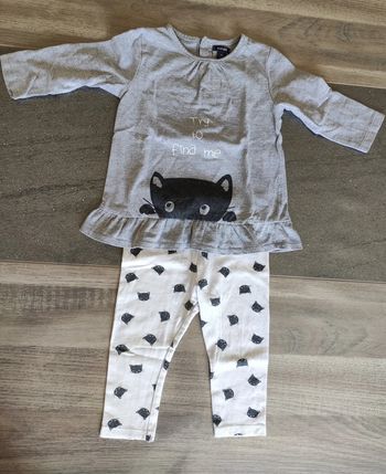 Ensemble bébé fille taille 9 mois