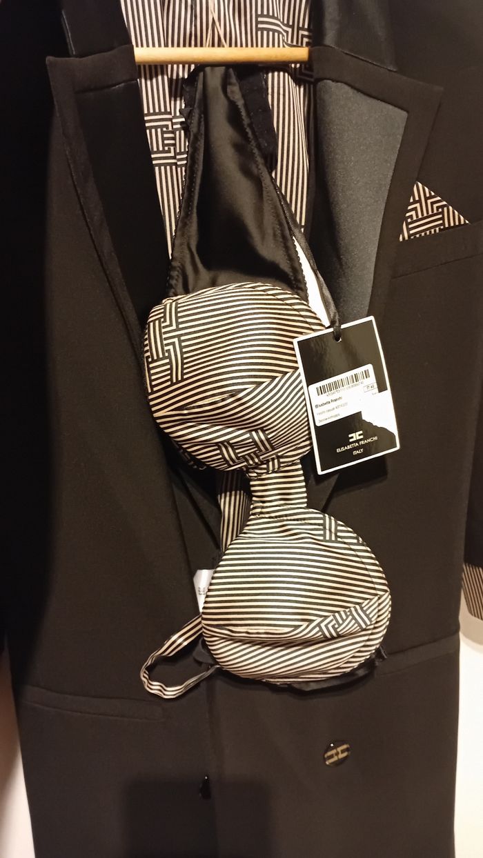 Robe Elisabetta  Franchi - photo numéro 4