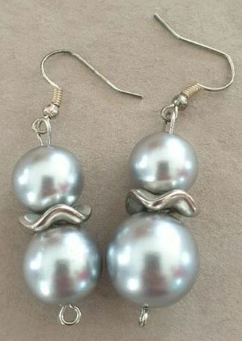 Boucles d'oreilles neuves