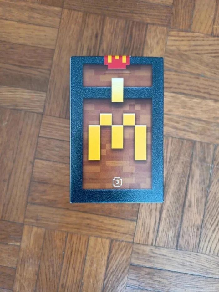 Figurine Minecraft Mc Donald's numéro 3
