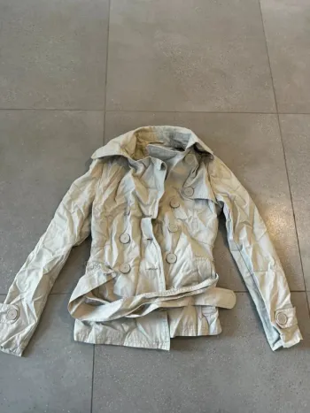 Veste crème cache cache, valeur 30€, neuve