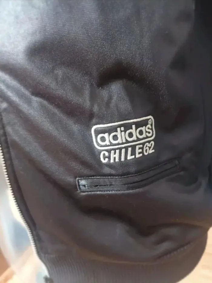 Magnifique veste Adidas Chile 62 femme XS - photo numéro 2