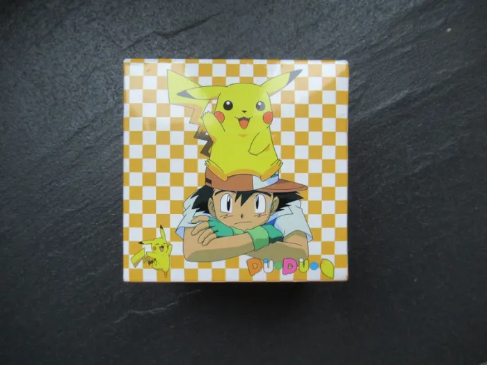 Montre Pikachu Pokémon neuve dans sa boîte - photo numéro 3