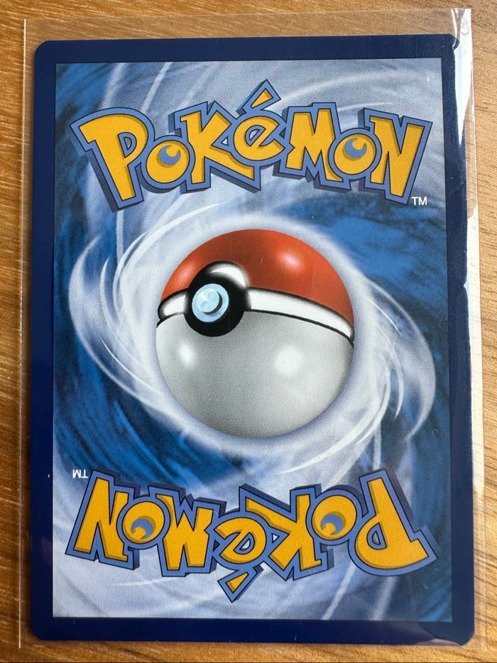 Astronelle de la team rocket 198/182 FR - photo numéro 2