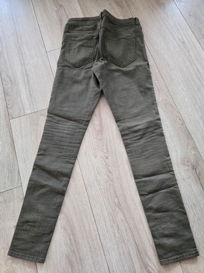 Jean 38 - photo numéro 2